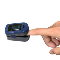 MD300 C2 handheld pulse oximeter with accessories